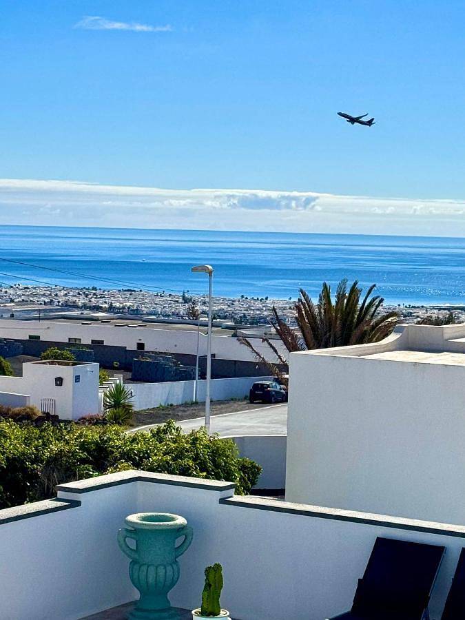Casa rural para 10 personas, con jardín además de vistas y piscina, Se admiten mascotas en San Bartolomé - 3
