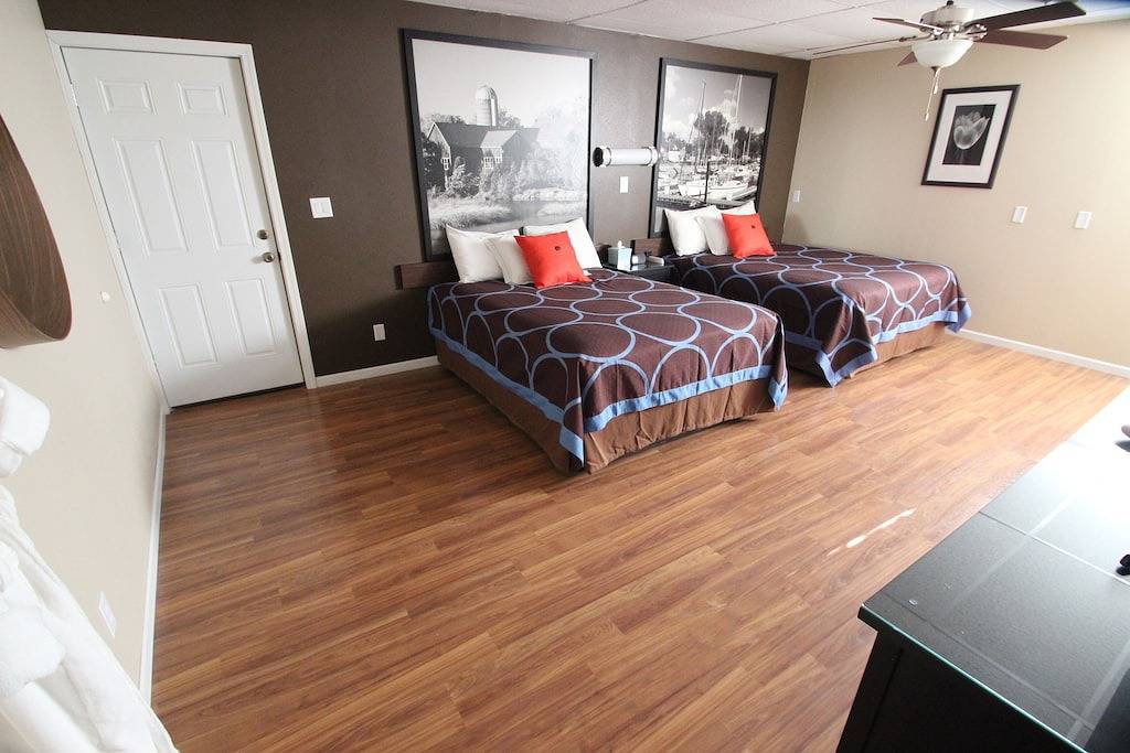 Ganze Wohnung, Koreana Apartment Downtown # 2 in Decorah, Winneshiek County