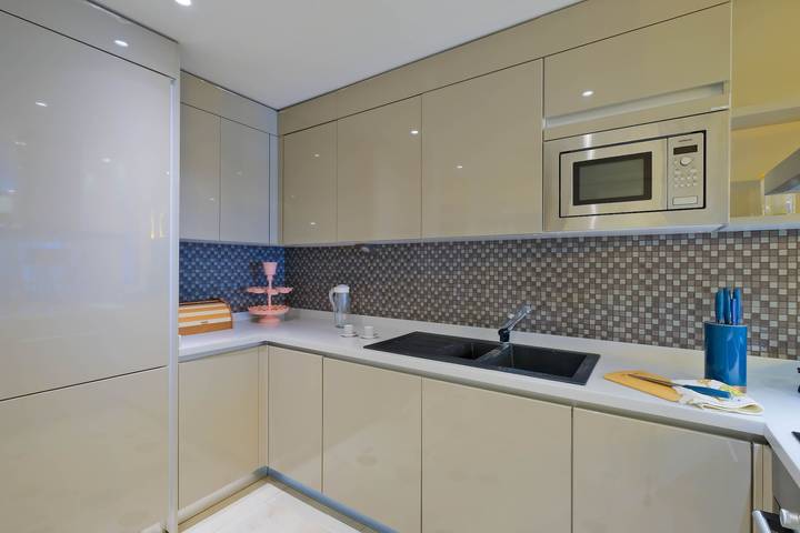 Ganze Wohnung, Apex - 2Bd Central Flat w/ Parking & Gym in Şişli, Istanbul