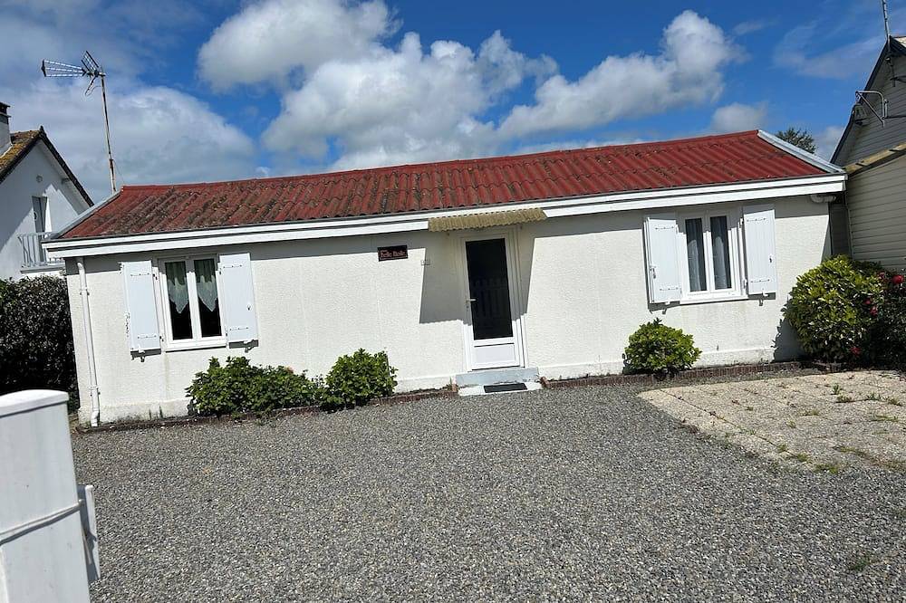 Seaside House in Saint-Pair-sur-Mer, Côte de la Déroute