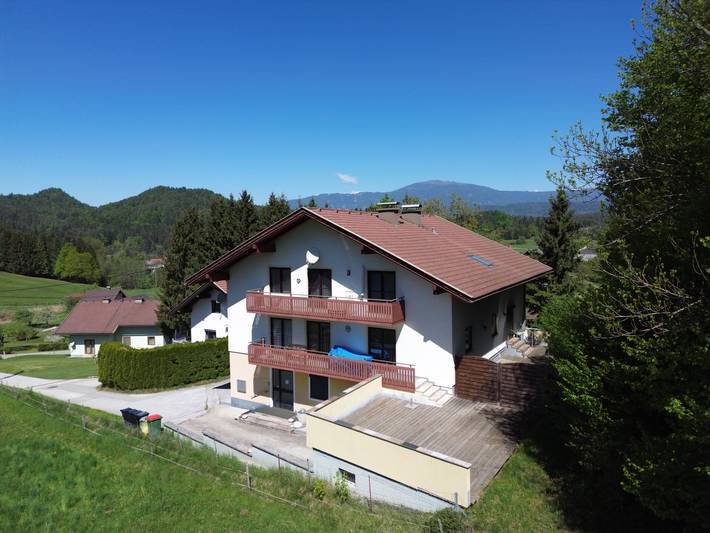 Ferienwohnung für 6 Personen, mit Garten und Balkon