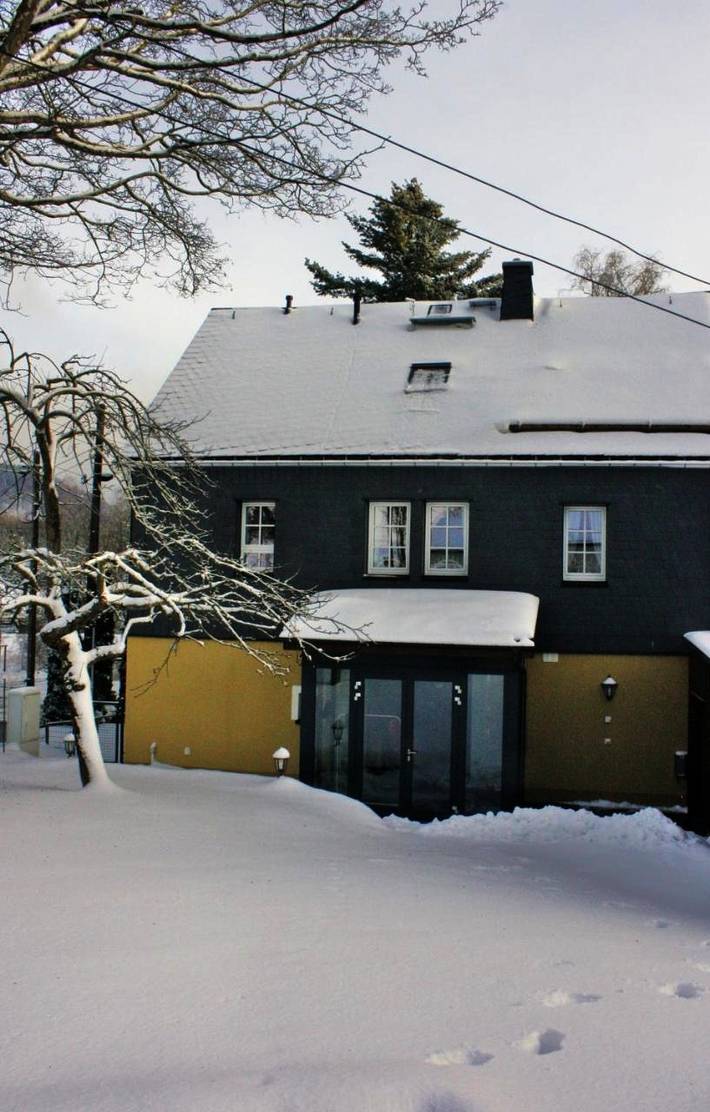 Ferienwohnung für 4 Personen, mit Garten und Sauna in Neuhausen/Erzgebirge - 2