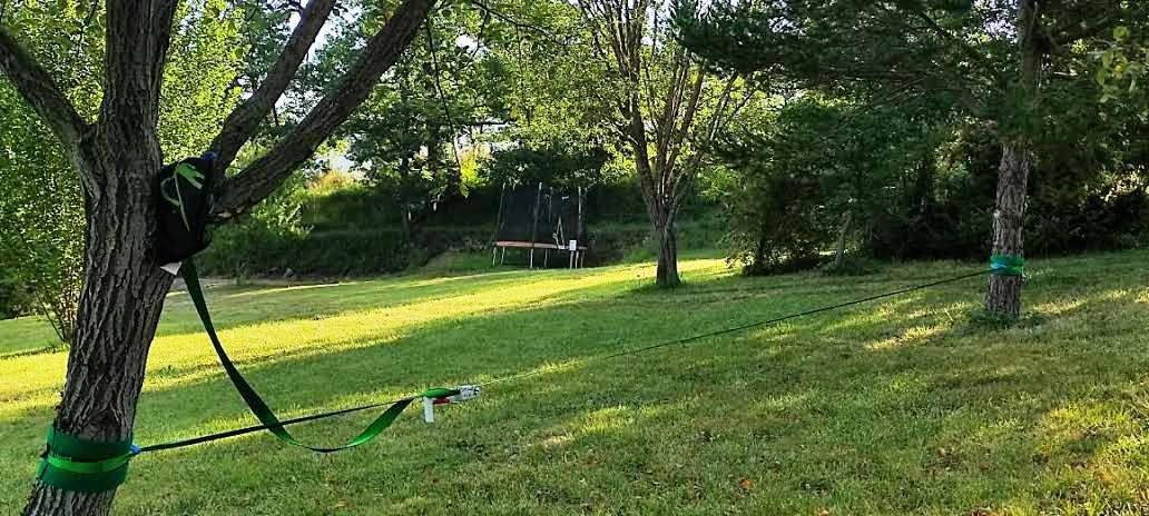 Location de vacances pour 4 personnes, avec vue ainsi que jardin et piscine à Dun (toponyme) - 2