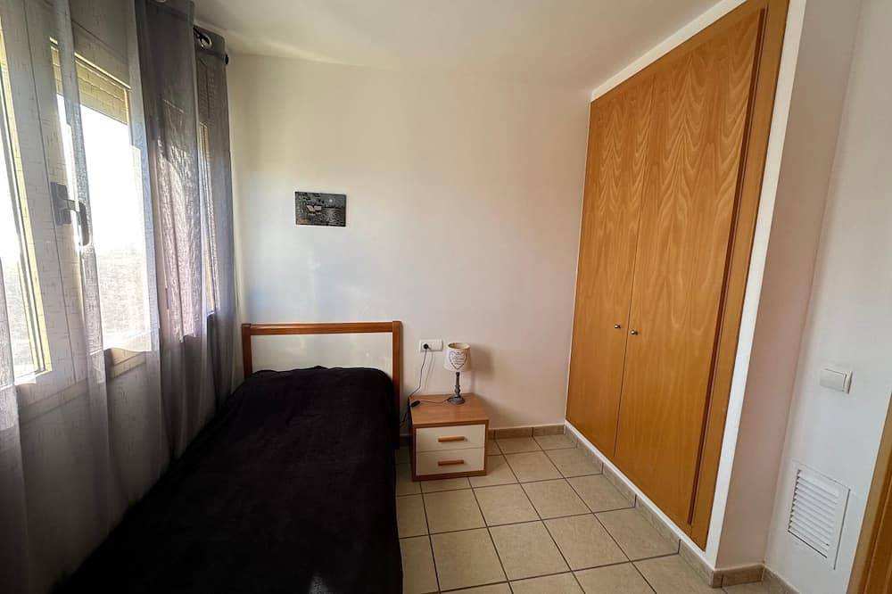 Large villa for 11 people with sea view and private pool! in Platja de l'Almadrava, Vandellòs i l'Hospitalet de l'Infant