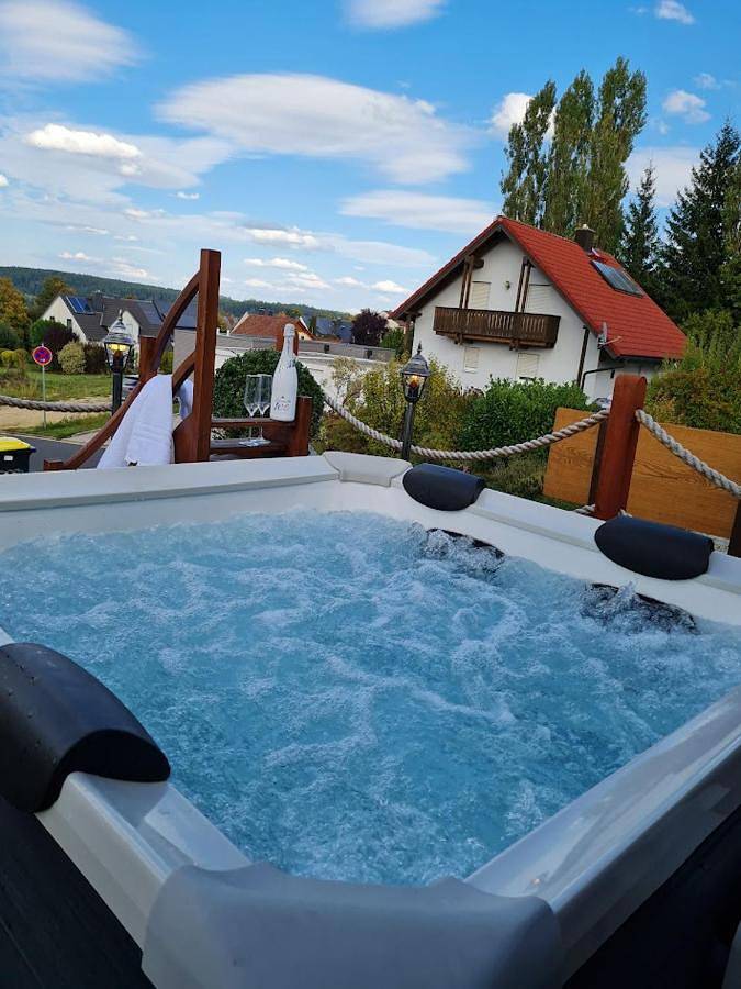 Ganze Wohnung, Holiday Home in Hohenberg an der Eger, Landkreis Wunsiedel im Fichtelgebirge