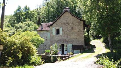 Chambre d’hôte pour 2 personnes, avec jardin et vue à La Rouquette (Aveyron)