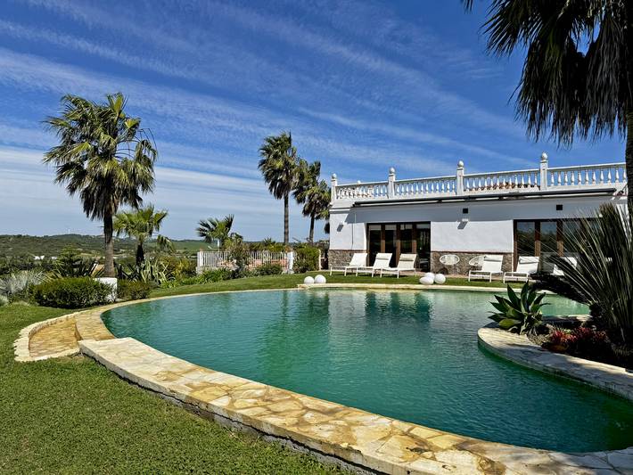 Casa rural para 10 personas, con jardín y terraza en Medina-Sidonia