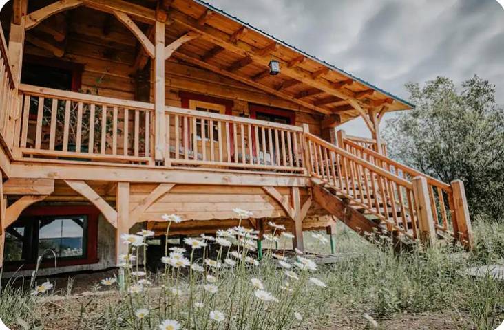 Gîte pour 5 personnes, avec jardin et vue dans Sainte-Rose-du-Nord