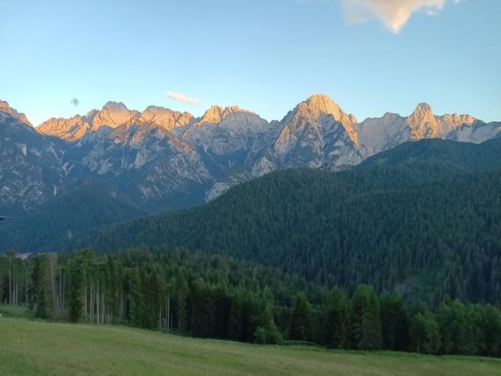 Entire apartment, Holiday Apartment "Natura E Comfort" with Mountain View and Private Terrace in Danta di Cadore, Sexten Dolomites