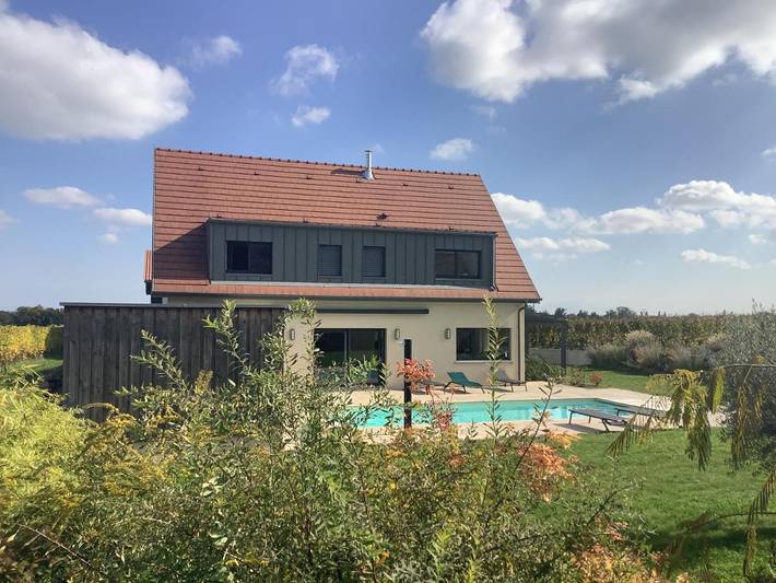Location de vacances pour 8 personnes, avec jardin ainsi que jacuzzi et piscine à Pfaffenheim - 3