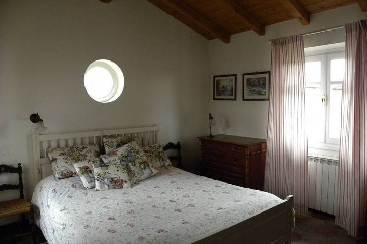 Antigua casa con piscina y amplio jardín en las colinas de Gavi in Gavi, Provincia d'Alessandria