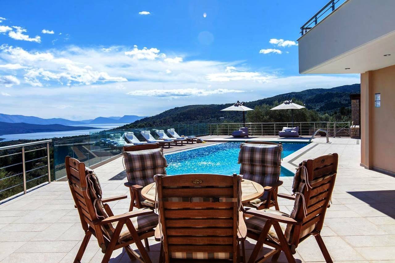 Kallisto Exclusive in Απόλπαινα, Πόλη της Λευκάδας