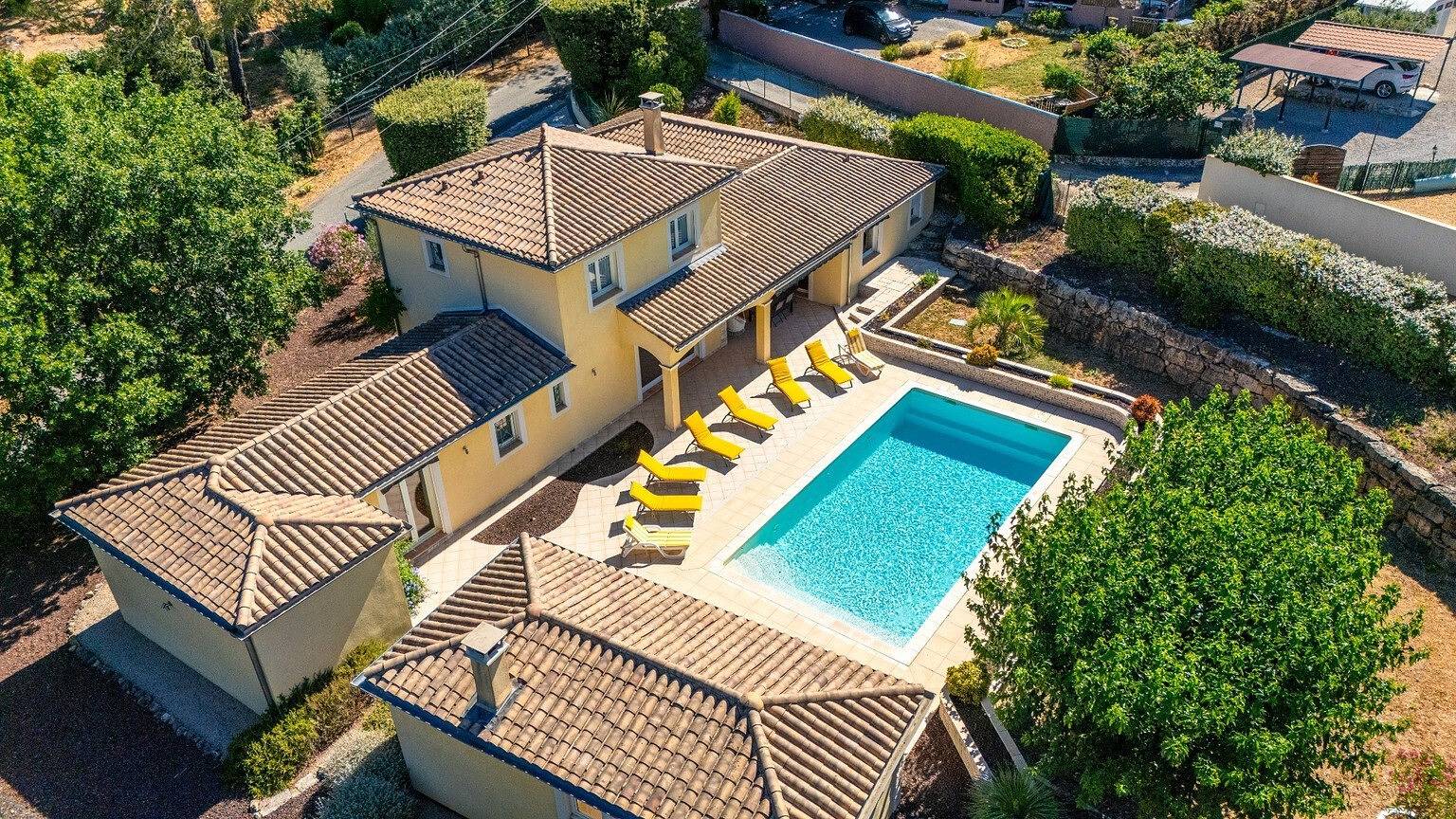 Villa "La Bastide au Soleil" con piscina privata, Wi-Fi e aria condizionata in Flayosc, Draguignan e dintorni
