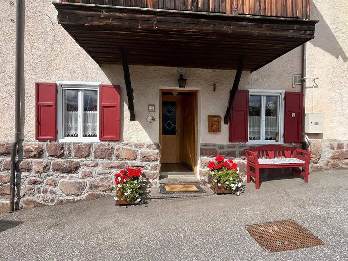 Gîte pour 5 personnes, avec vue dans Varena