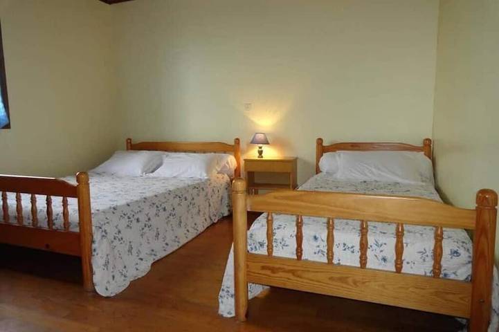 Location de vacances pour 5 personnes, avec jardin à Caniac-du-Causse - 2