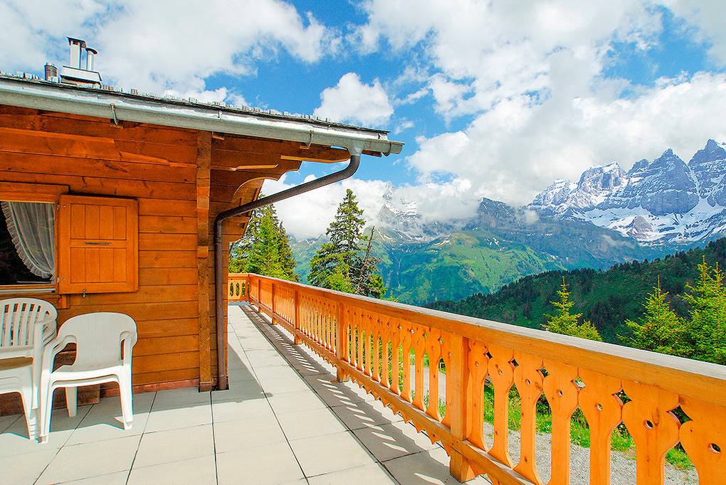 Maison de vacances pour 6 personnes avec terrasse in Les Crosets, Val-d'Illiez