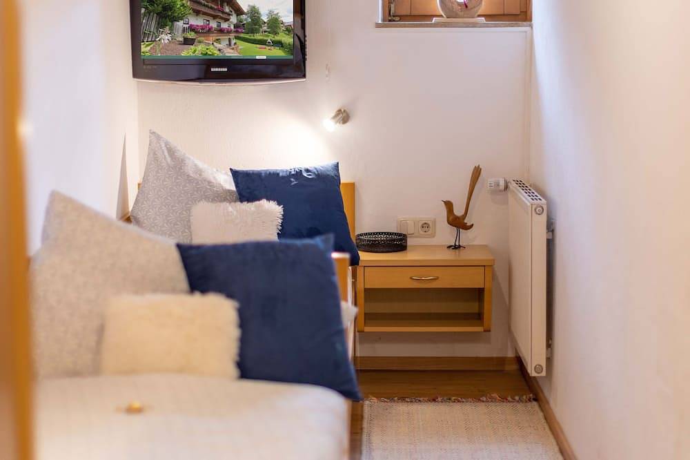 Ganze Wohnung, Ferienwohnung Barbara-Leogang 2-4 Per. Ski, Bike & Wandern // in Loferer und Leoganger Steinberge, Leogang