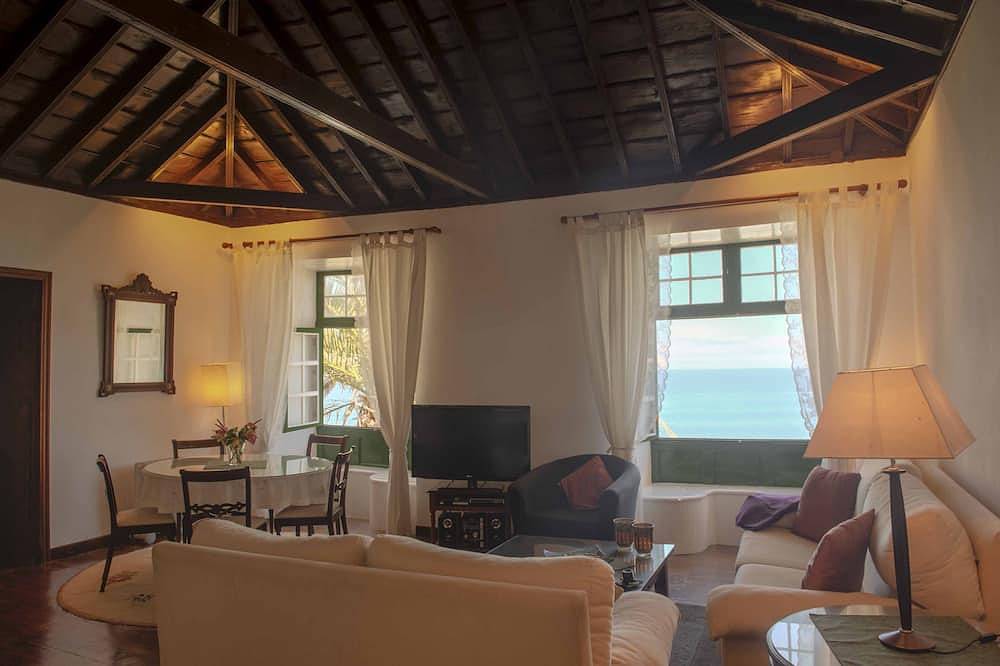 Villa typique avec vue directe sur la mer. Piscine privée. Aucun espace commun. in Las Aguas, San Juan de la Rambla
