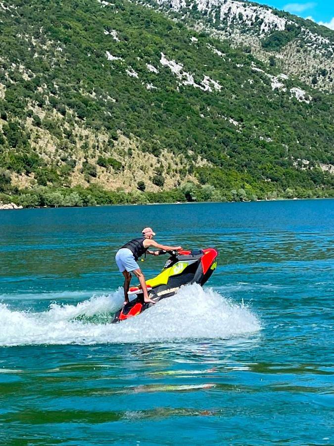 Boot für 2 Personen, mit Ausblick in Montenegro - 2