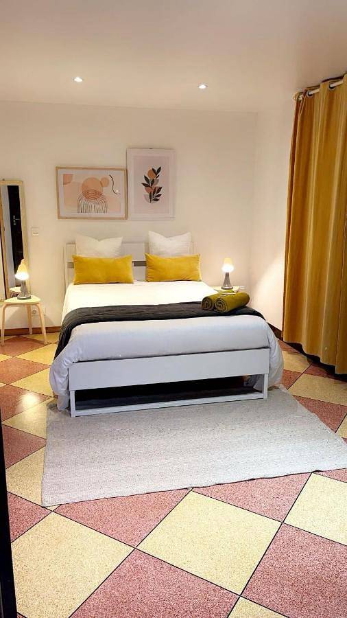 Chambre d’hôte pour 2 personnes, avec terrasse à Arles - 2