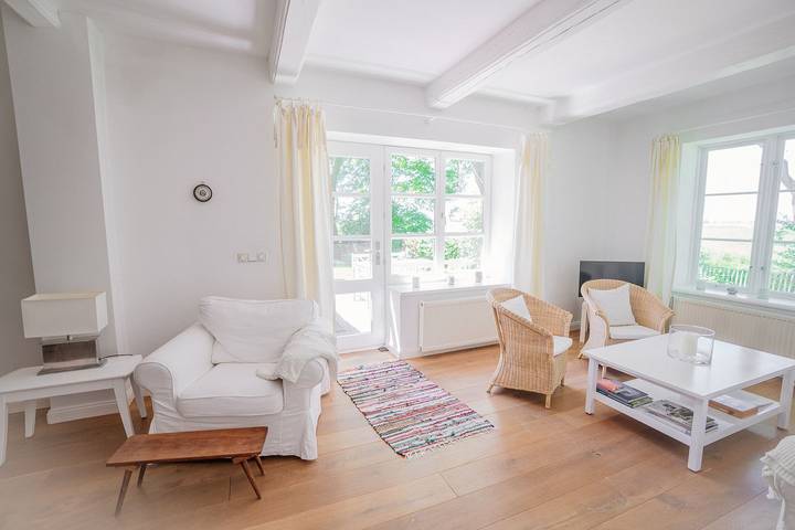 Ferienwohnung für 2 Personen, mit Terrasse und Garten sowie Ausblick in Tetenbüll - 2