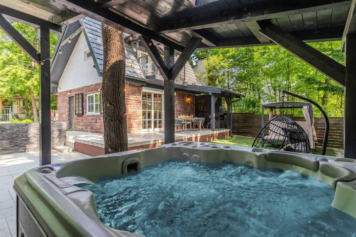 Ferienhaus für 5 Personen, mit Balkon und Terrasse sowie Sauna in Revfülöp