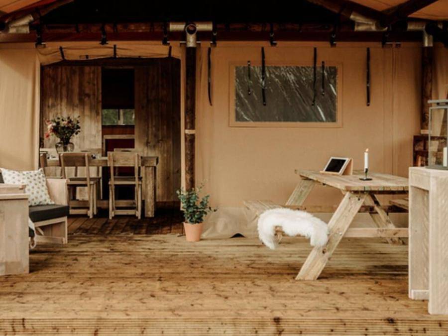 Flower Camping Saint Lambert - Tienda de lona y madera 5 personas - Albergue 3 Habitaciones 5 Personas in Millau (Francia), Parc naturel régional des Grands Causses