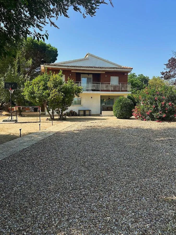 Casa de vacaciones para 20 personas, con piscina además de jardín y vistas, Se admiten mascotas - 1