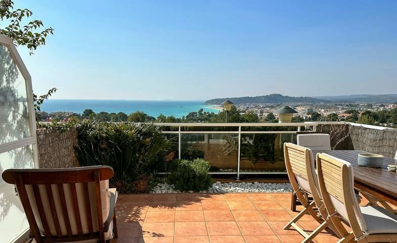 Casa de vacaciones para 7 personas, con terraza y jardín - 1