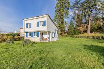 Gîte pour 4 personnes, avec jardin à Bourbon-Lancy