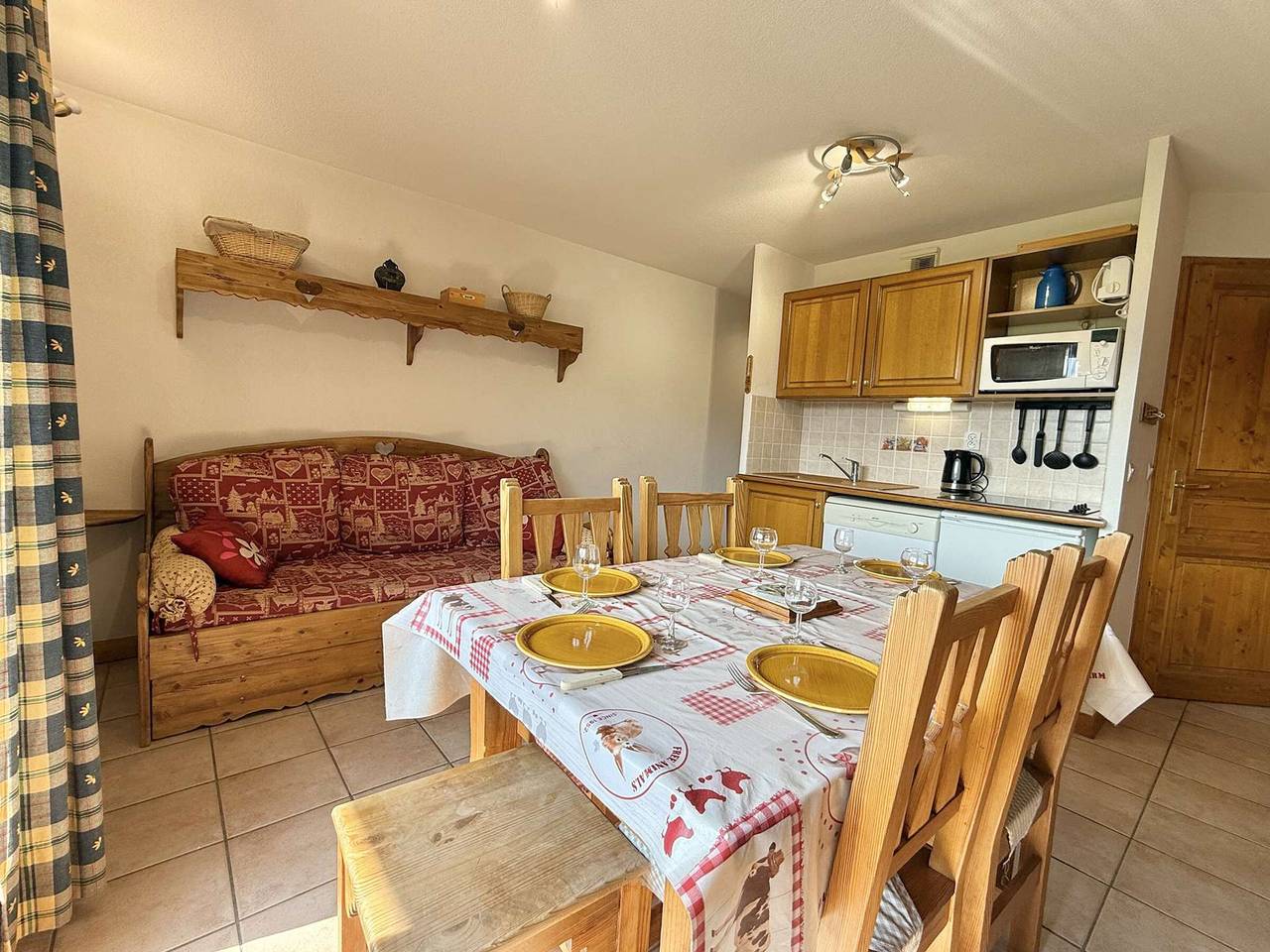 Appartement entier, Spacieux 3 pièces à Praz-sur-Arly, balcon sud-ouest, garage, proche centre et remontées mécaniques in Praz-sur-Arly, Pays du Mont-Blanc