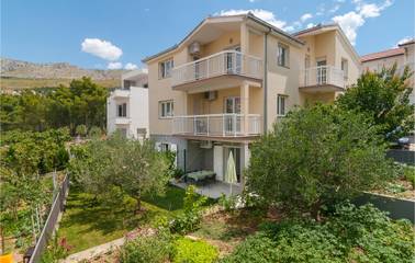 Cottage pour 4 personnes, avec terrasse à Podstrana
