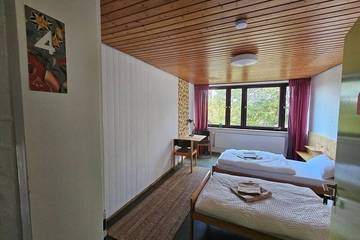 Gîte pour 2 personnes, avec jardin à Gomadingen