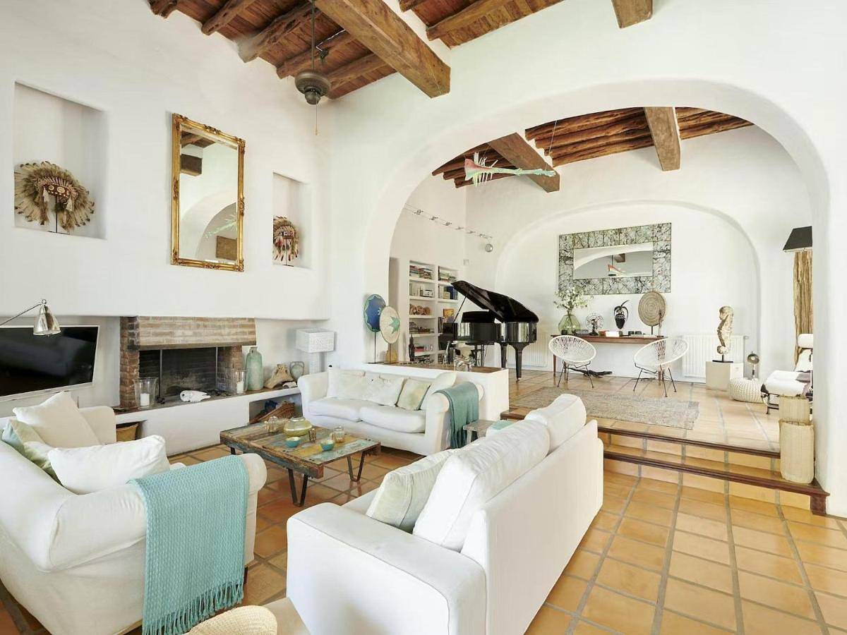 Six-Bedroom Villa in Moncloa-Aravaca, Madrid