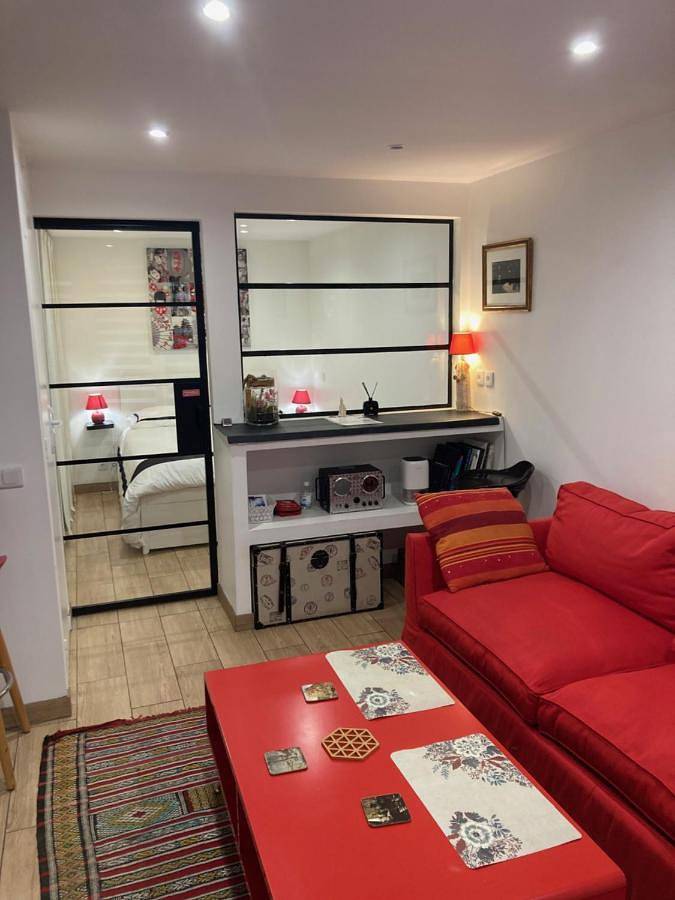 Appartement entier, Suite Avec Terrasse Et Jardin Aux Portes De Paris in Les Pavillons-sous-Bois, Seine-Saint-Denis
