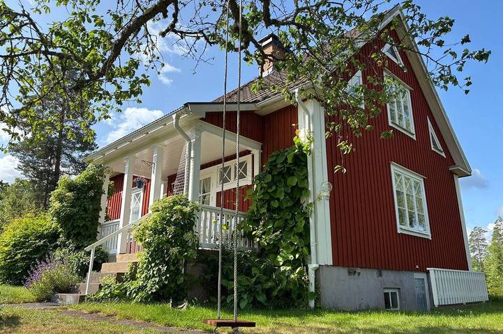Ferienhaus für 4 Personen, mit Garten und Terrasse
