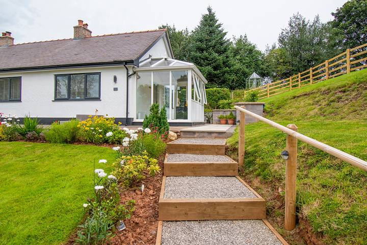 Cottage for 2 people, with terrace and garden, with pets in Denbighshire