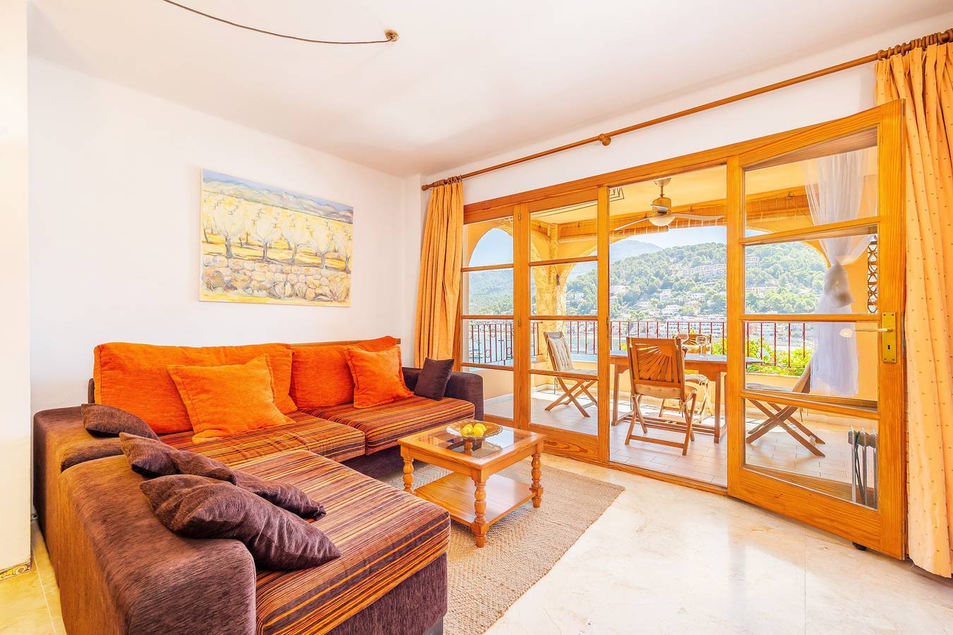 Appartamento intero, Appartamento 'Montemar 19' con vista mare, piscina in comune e Wi-Fi in Port de Sóller, Sóller