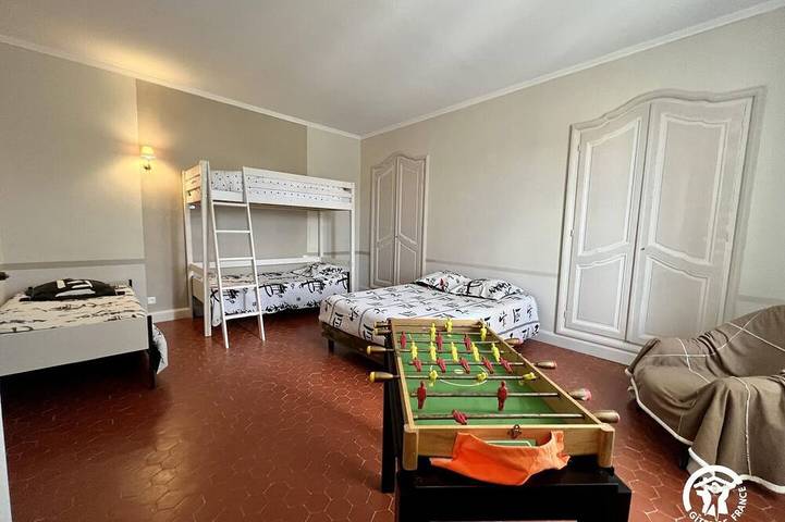 Location de vacances pour 10 personnes, avec piscine et jardin à Canet - 3