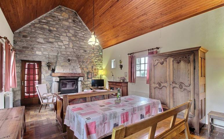 Gîte pour 4 personnes, avec terrasse et jardin à Ploudalmézeau - 3