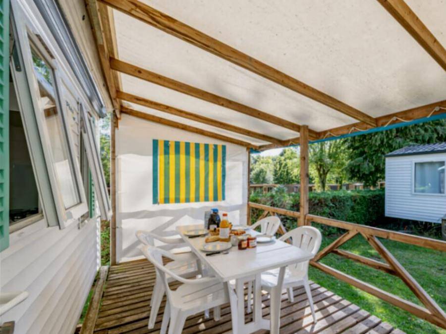 Camping Paradis Le Coiroux - Mobilhome 4 personnes - Mobil-home Classique 2ch 4p D in Aubazines, Massif central