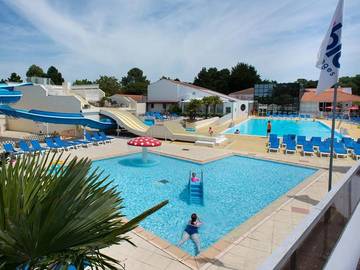 Camping pour 4 personnes, avec sauna, adapté aux familles à Saint-Jean-de-Monts