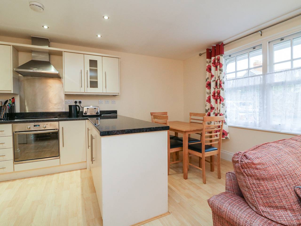 Entire apartment, 1 Tregonwell Court in Minehead, Somerset