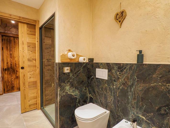 Hôtel pour 3 personnes, avec vue ainsi que terrasse et jardin à Vernante - 2