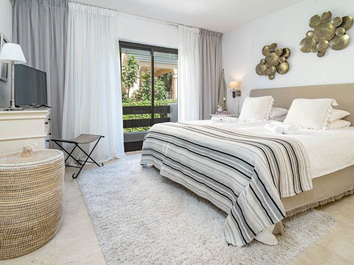 Casa de huéspedes para 6 personas, con balcón y piscina en San Pedro Alcántara - 4