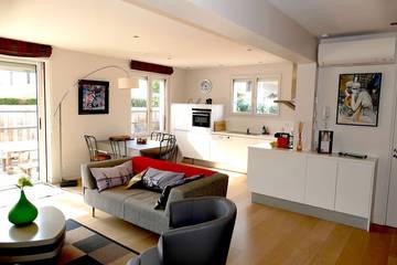Villa pour 5 personnes, avec terrasse et jardin sur le Lac d'Annecy