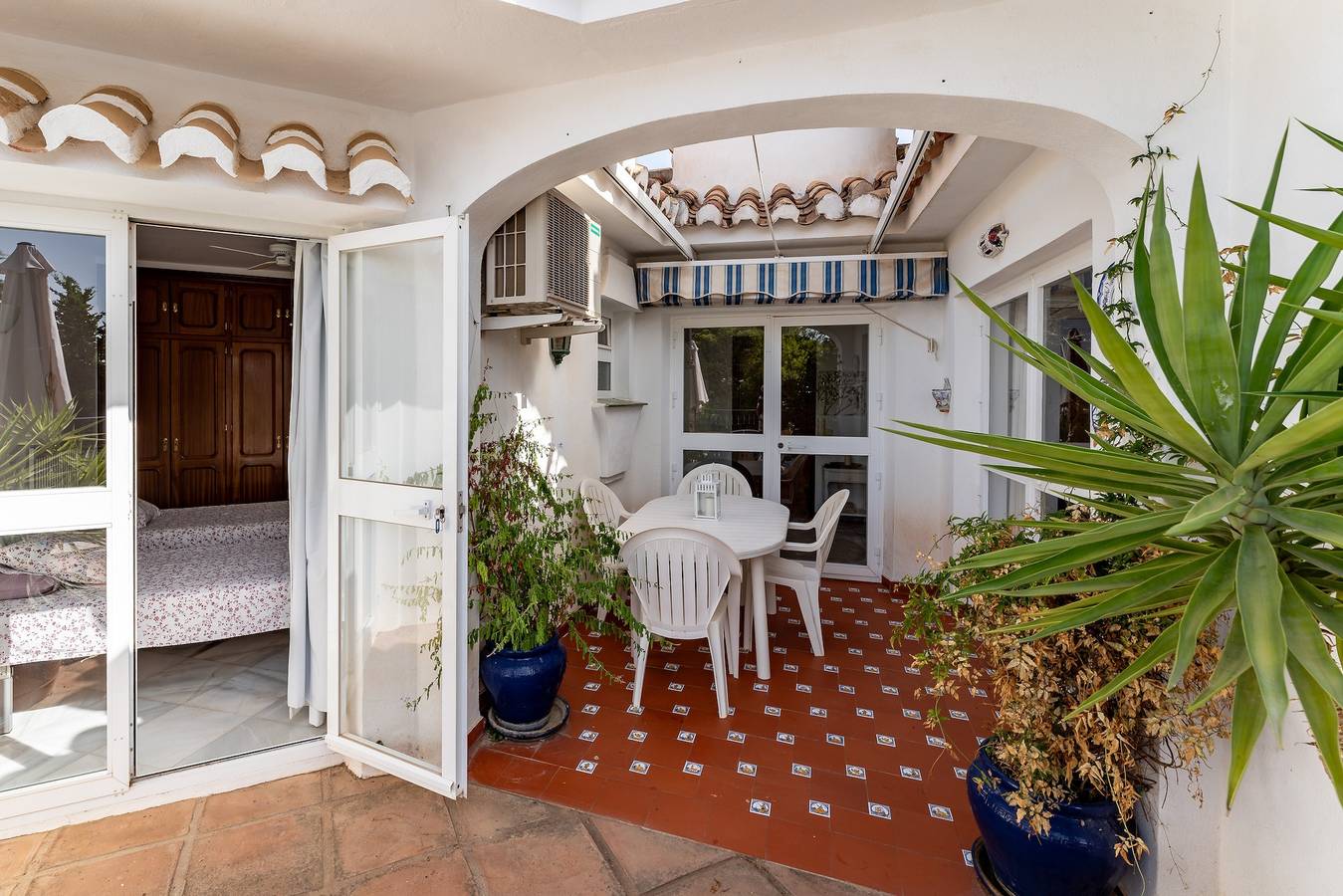 "Villa with private swimming pool" mit Meerblick, Privater Terrasse und Wlan in Las Lomas de Mijas, Mijas