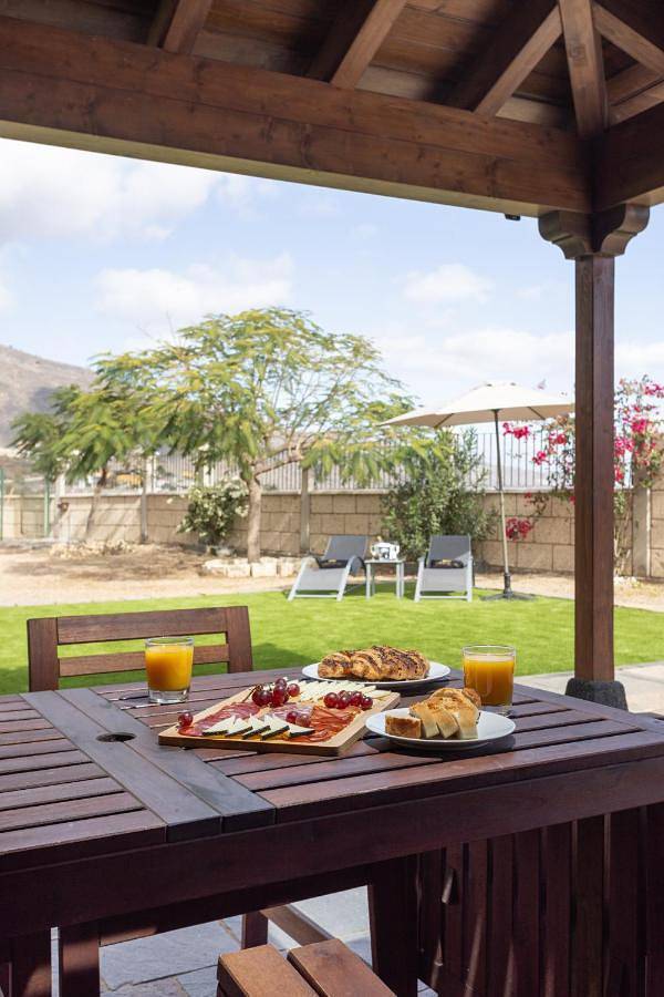 Chalet para 8 personas, con Jacuzzi y Terraza además de Jardín y Vistas en Santa Cruz de Tenerife - 2