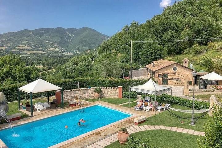Ferienhaus für 5 Personen, mit Terrasse und Garten sowie Pool in Marche - 3