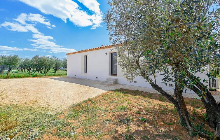 Gîte pour 6 personnes, avec jardin et piscine, animaux acceptés à Saint-Maximin (Nimes)